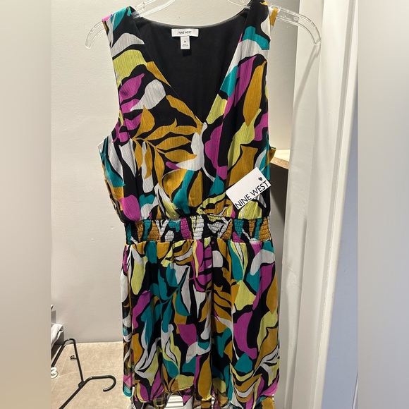 New Nine West summer flowy dress multi color size medium - Picture 1 of 3
